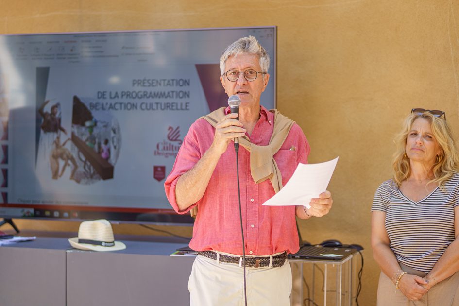 présentation saison culturelle à Draguignan